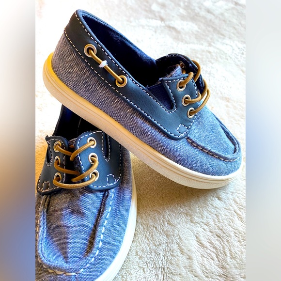 Very cute CHILDRENS PLACE TODDLER 9 - Picture 1 of 4